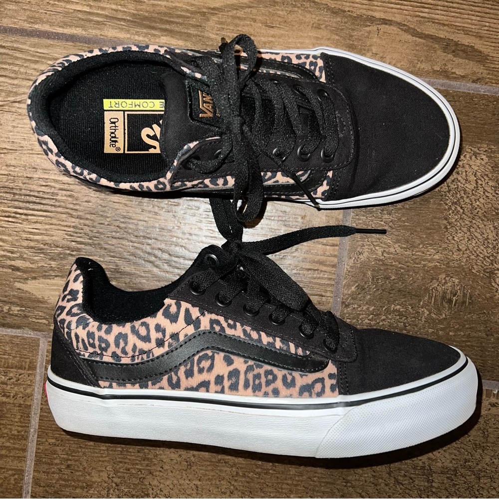 Vans Ward DX Leopard Deluxe Comfort Lace Up Skate Shoes